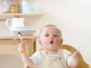 L'alimentation d'un bébé de 8 mois avec Nestlé Baby&Me