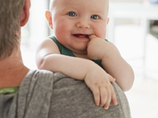 Les dents de bébé poussent – Nestlé Baby&Me