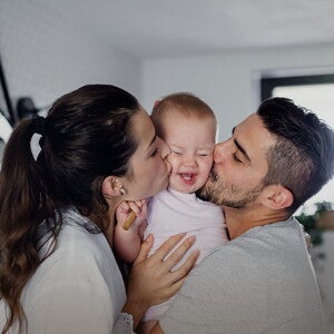 5 tips om jullie relatie te beschermen nu jullie ouders geworden zijn