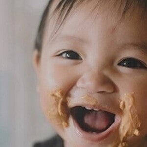 L'alimentation d'un bébé de 6 mois avec Nestlé FamilyNes L'alimentation d'un bébé de 6 mois avec Nestlé FamilyNes