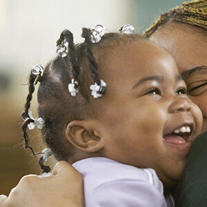 Faire face à l'angoisse de séparation chez les bébés et les jeunes enfants Faire face à l'angoisse de séparation chez les bébés et les jeunes enfants