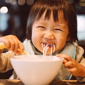 Guide des repas en famille avec de jeunes enfants