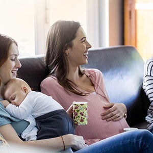 Comment se préparer émotionnellement à la parentalité avant de devenir maman ou papa