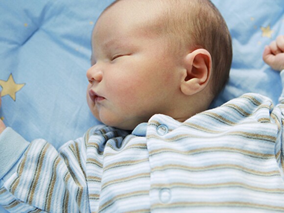 Comment aider bébé à mieux dormir