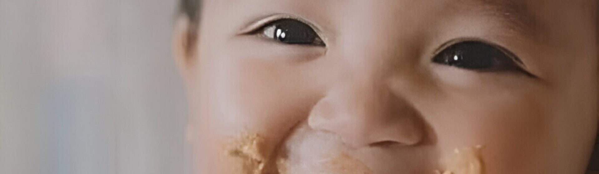 L'alimentation d'un bébé de 6 mois avec Nestlé FamilyNes L'alimentation d'un bébé de 6 mois avec Nestlé FamilyNes